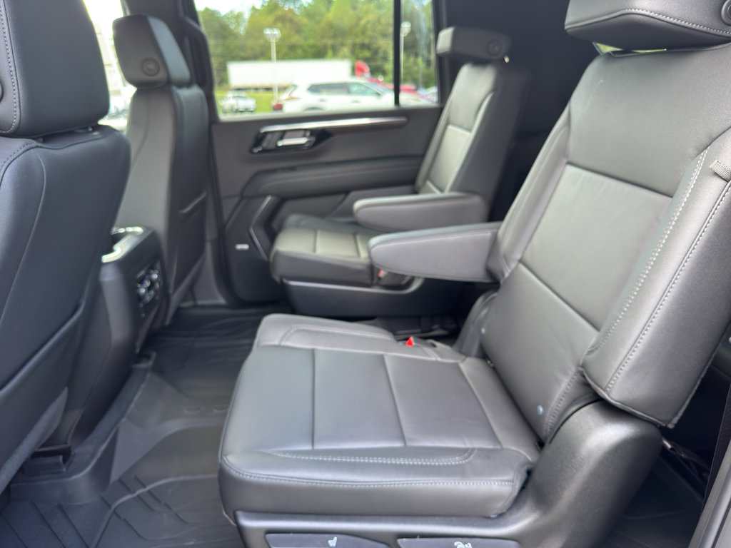 New 2026 Chevrolet Suburban LT w/ LPO, Chrome Package image 24
