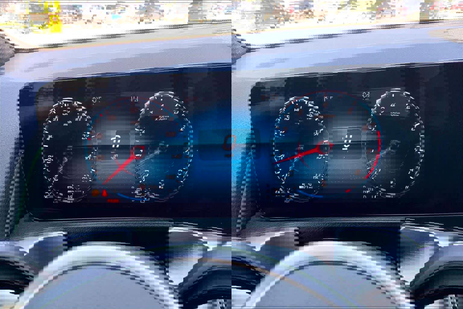 Used 2022 Mercedes-Benz GLB 250 image 22