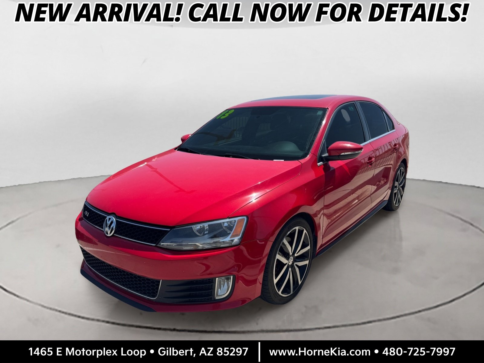 Used 2013 Volkswagen Jetta GLI FWD image 1