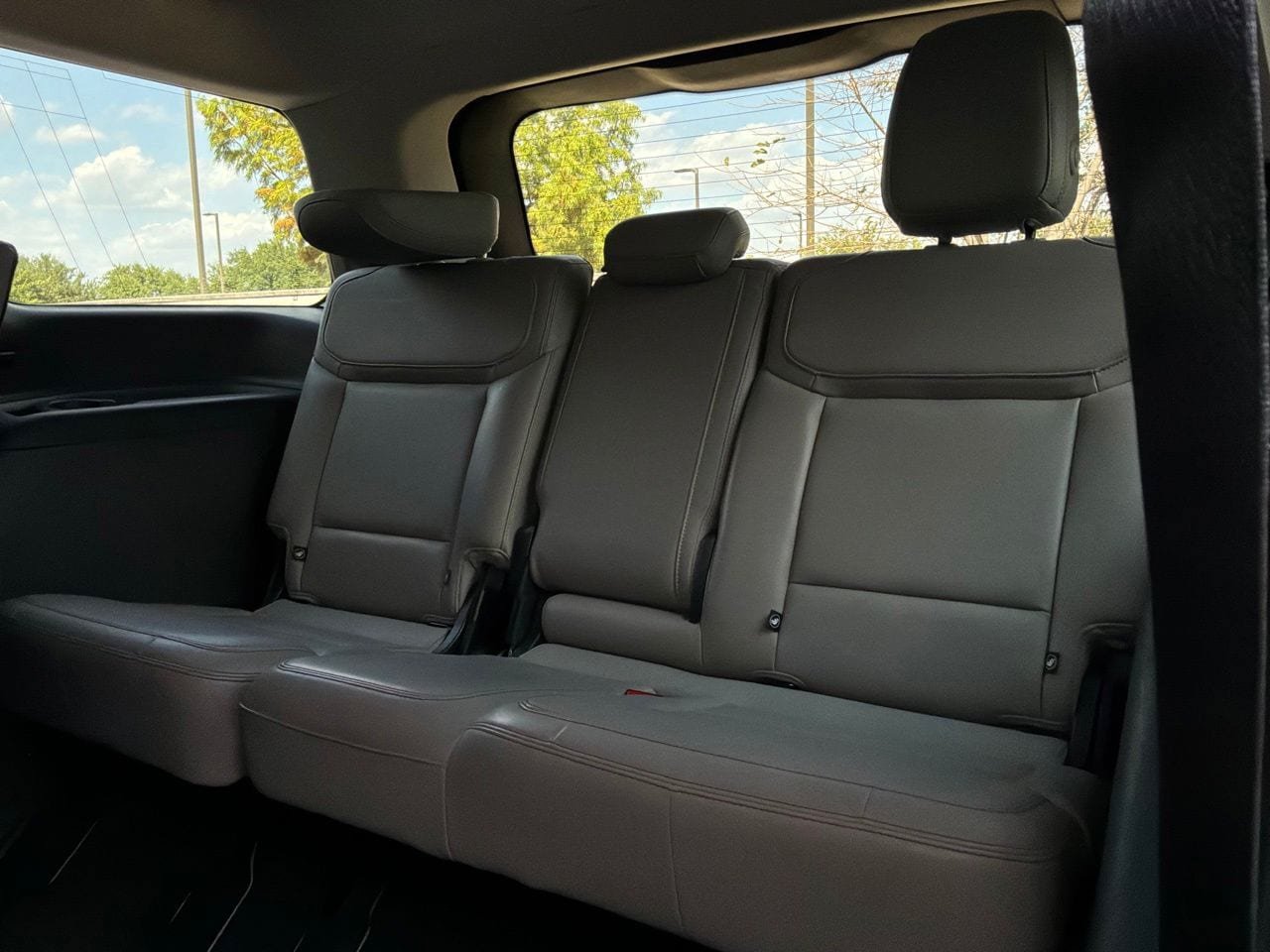 Used 2025 Ford Expedition Active AWD/4WD image 14