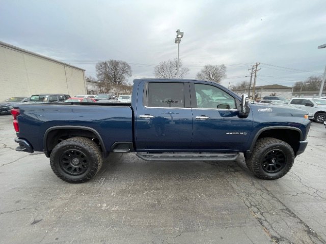 Used 2023 Chevrolet Silverado 3500 High Country w/ Safety Package II AWD/4WD image 9
