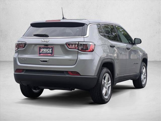Used 2023 Jeep Compass Sport AWD/4WD image 5