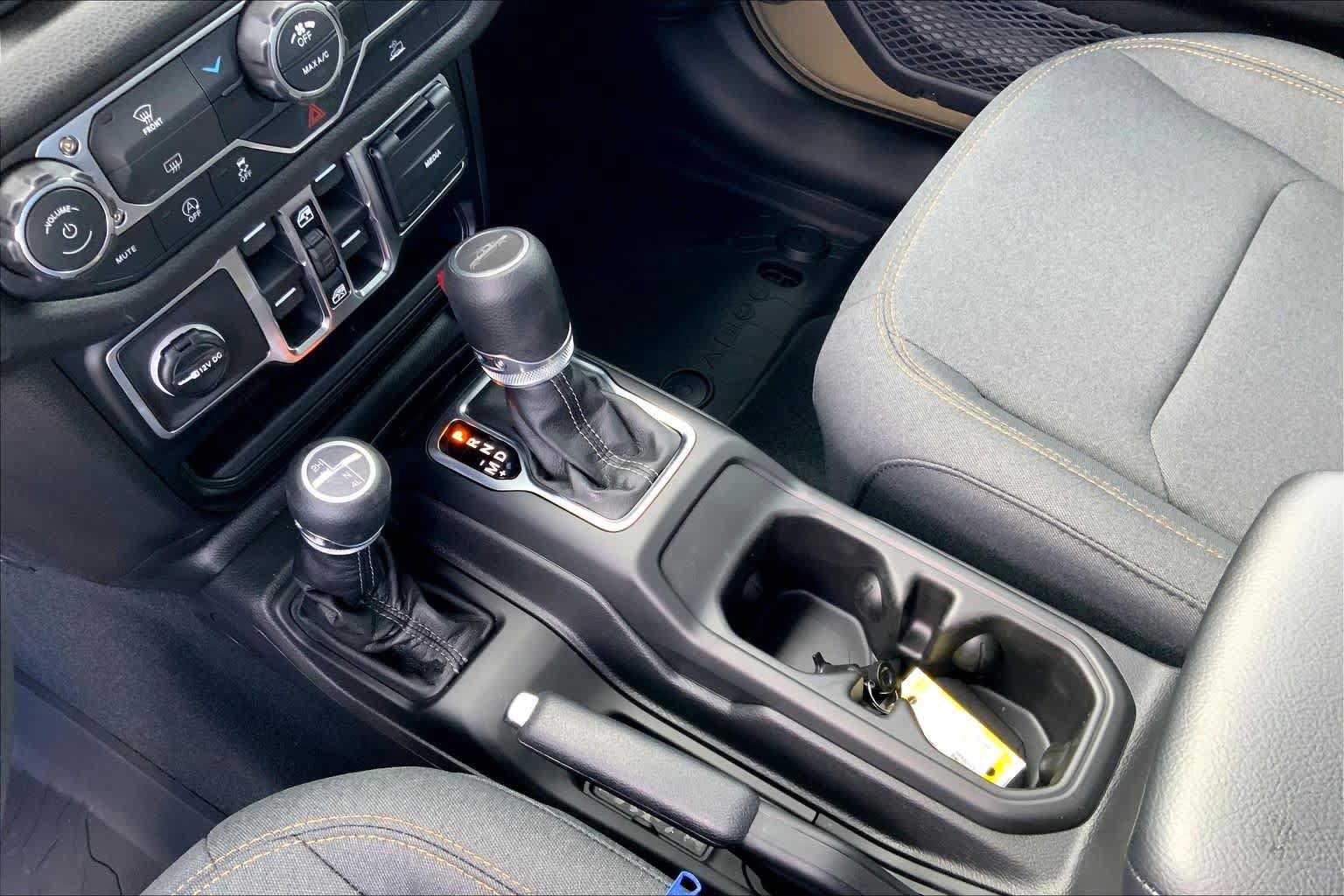 New 2026 Jeep Gladiator Sport AWD/4WD image 5