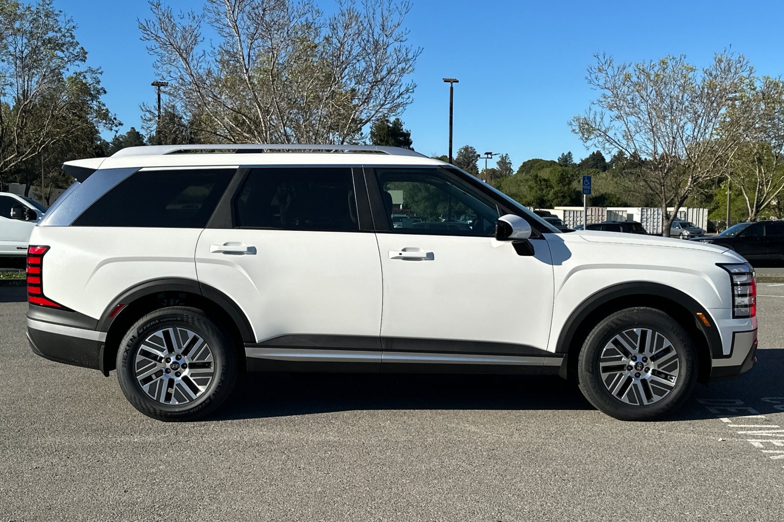 New 2026 Hyundai Palisade SEL AWD/4WD image 3