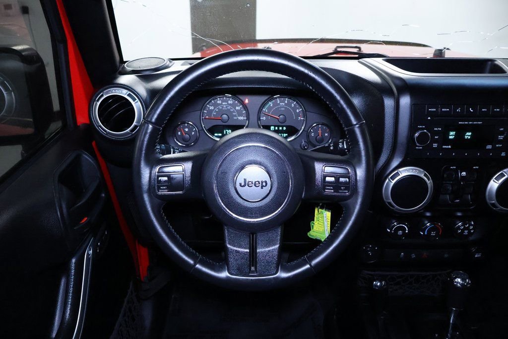 Used 2017 Jeep Wrangler Unlimited Sahara image 17