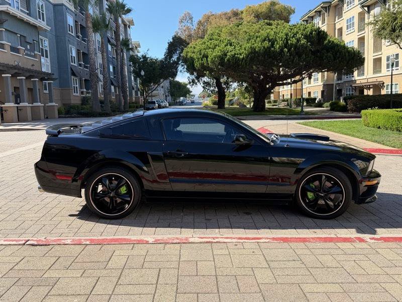 Used 2007 Ford Mustang GT Premium RWD image 4