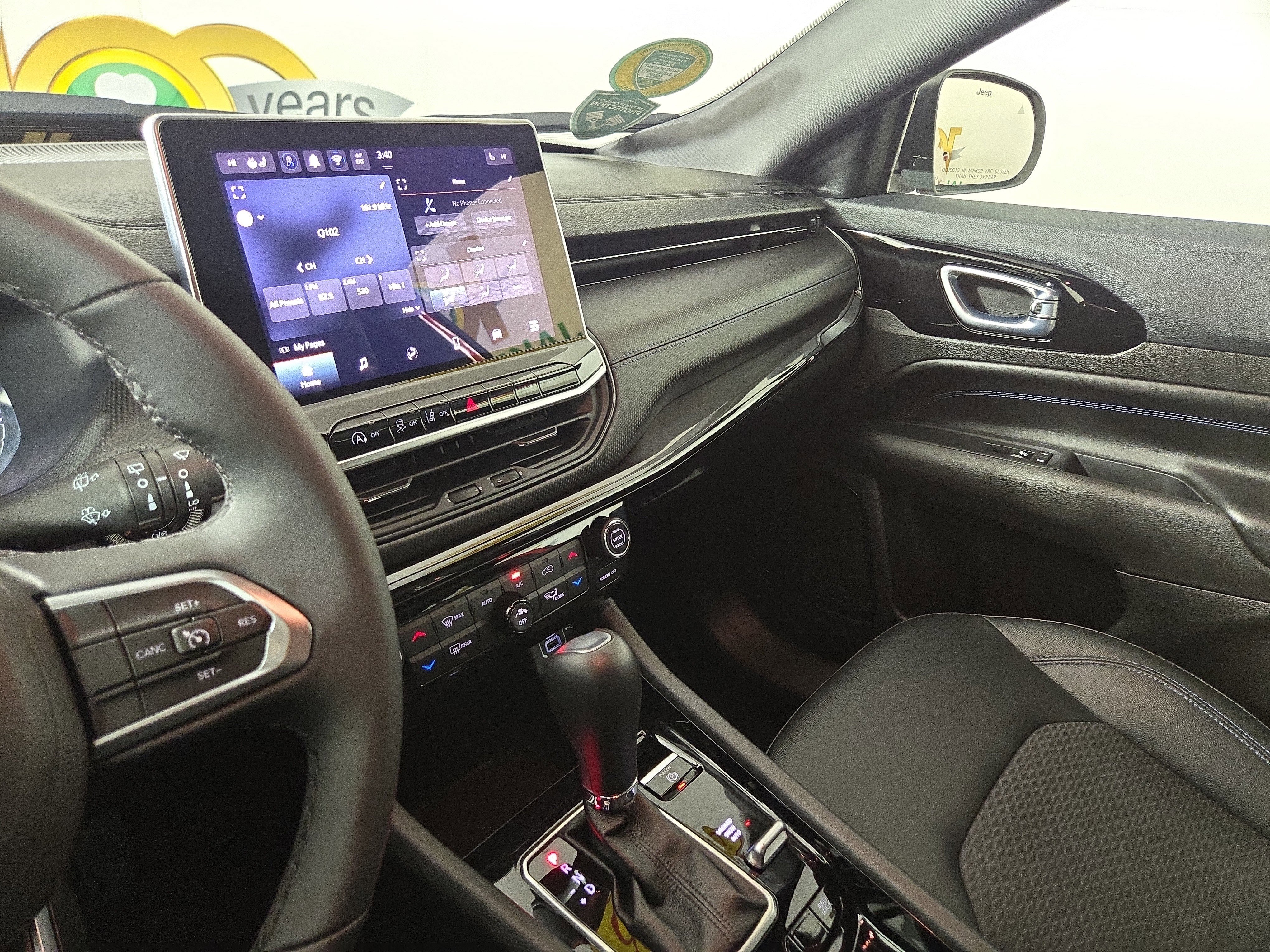 Used 2025 Jeep Compass Latitude w/ Convenience Group image 23