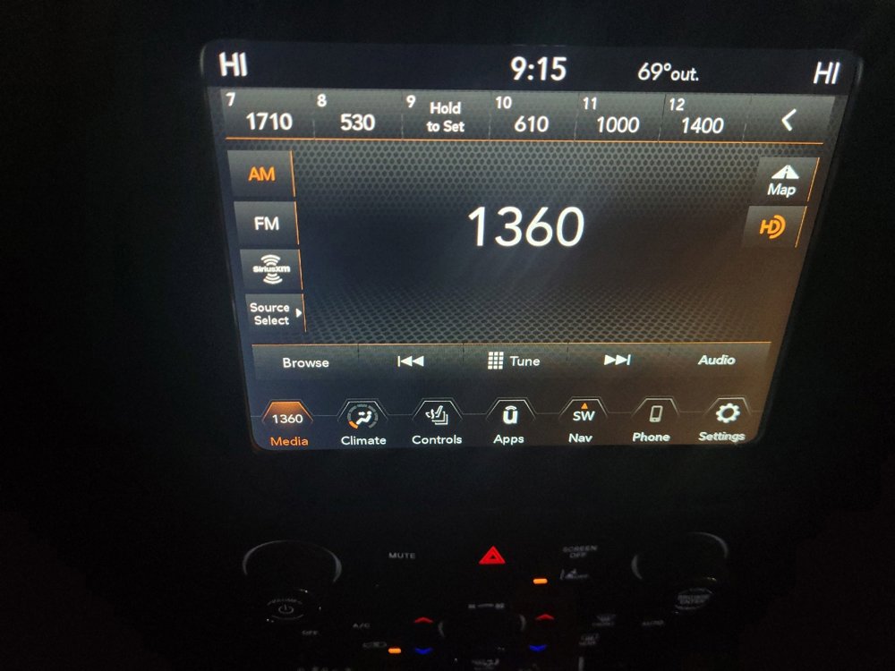 Used 2021 Jeep Renegade Trailhawk image 25