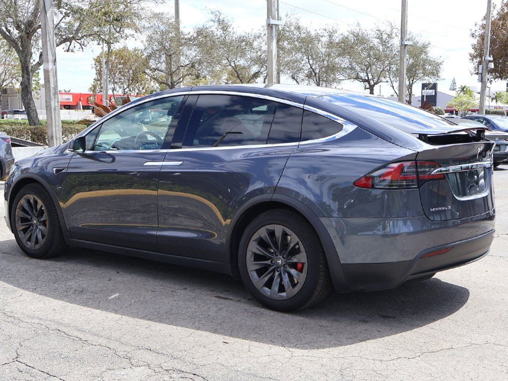 Used 2017 Tesla Model X P100D image 9
