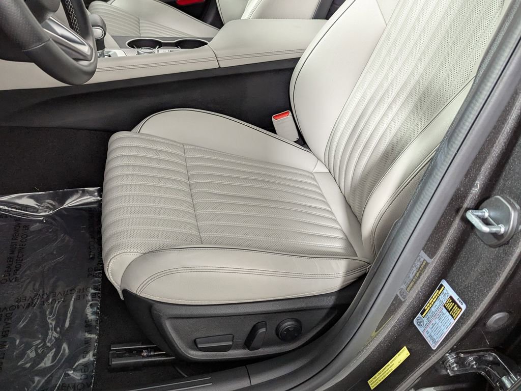 Used 2023 Genesis G70 2.0T w/ Sport Prestige Package image 18