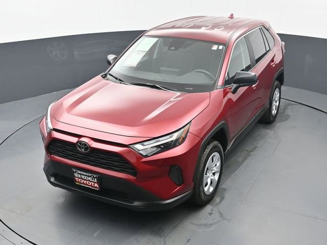 Certified 2025 Toyota RAV4 LE image 38