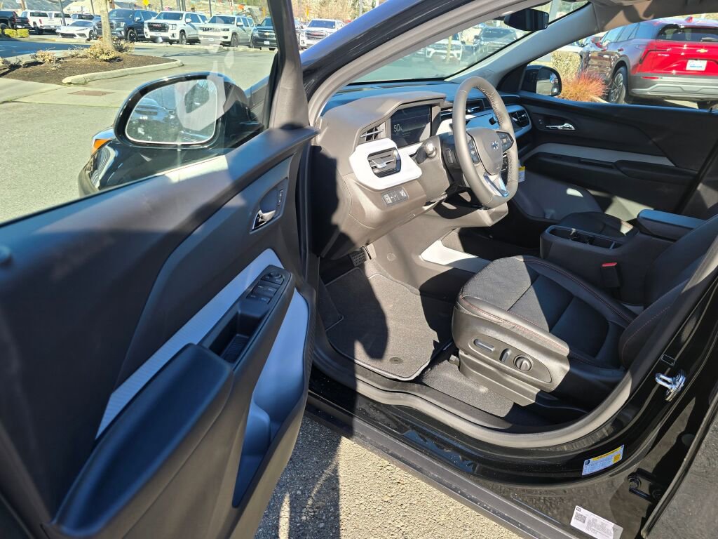 New 2027 Chevrolet Bolt RS FWD image 19