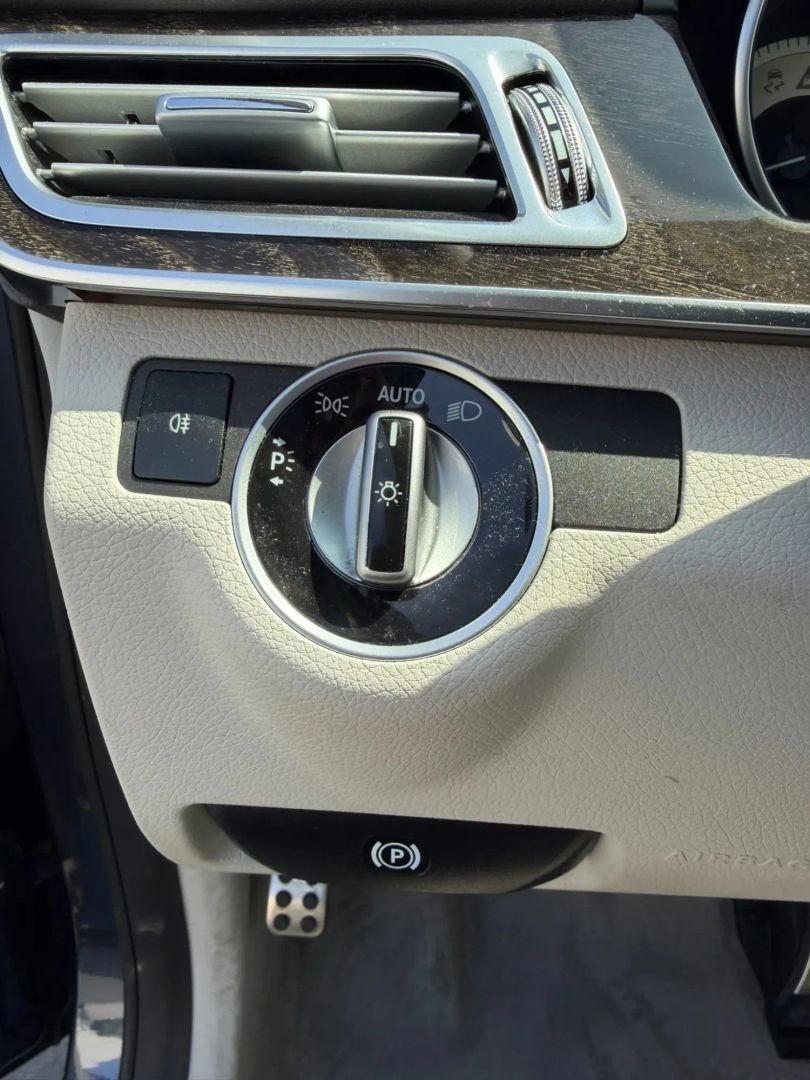 Used 2015 Mercedes-Benz E 350 Sedan image 31