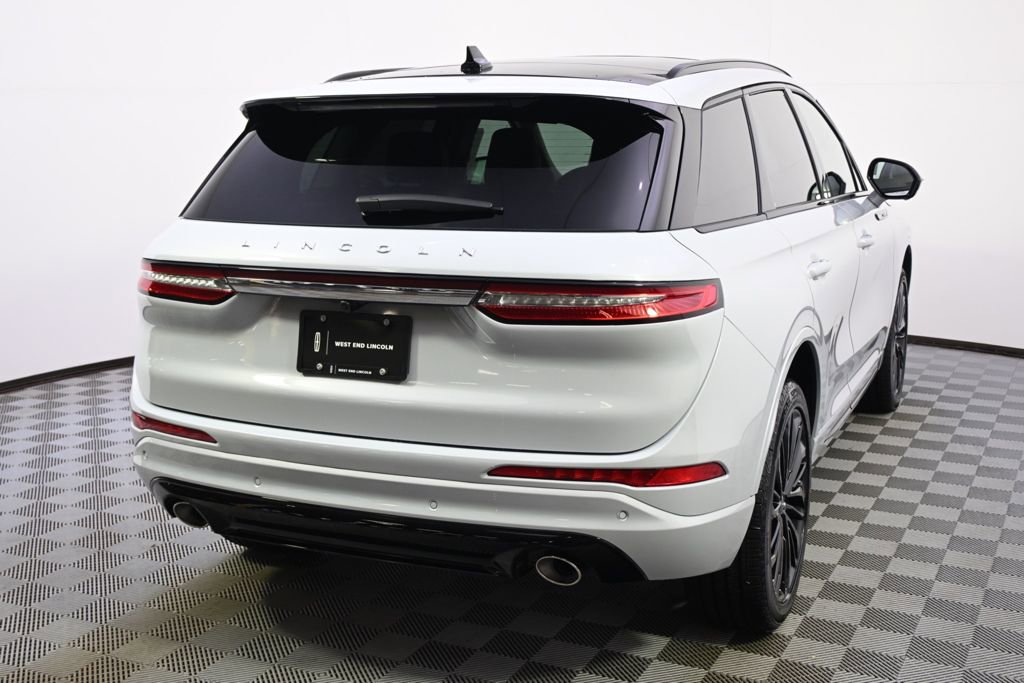 New 2026 Lincoln Corsair Reserve w/ Jet Appearance Package image 6