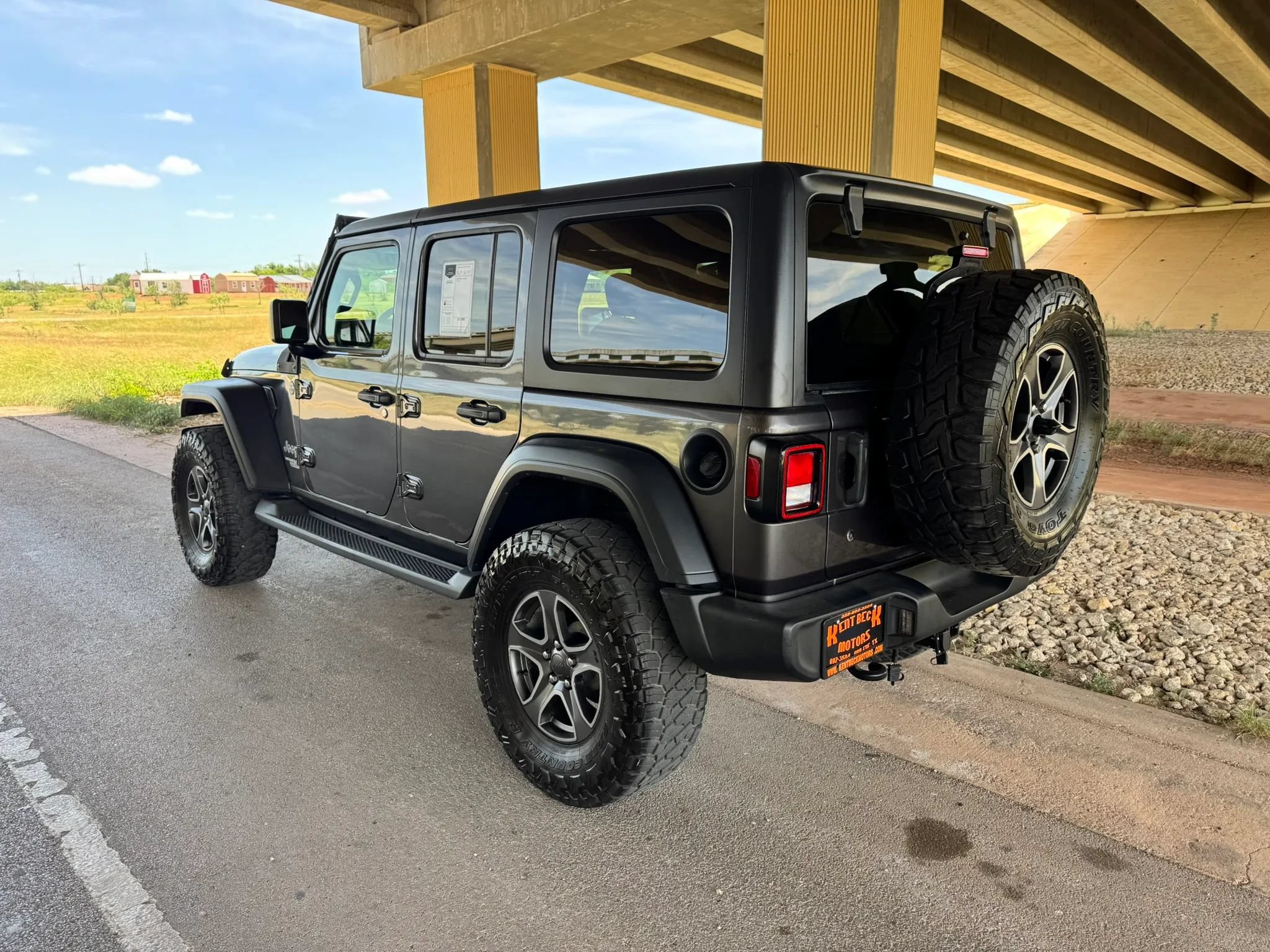 Used 2018 Jeep Wrangler Unlimited Sport S AWD/4WD image 5