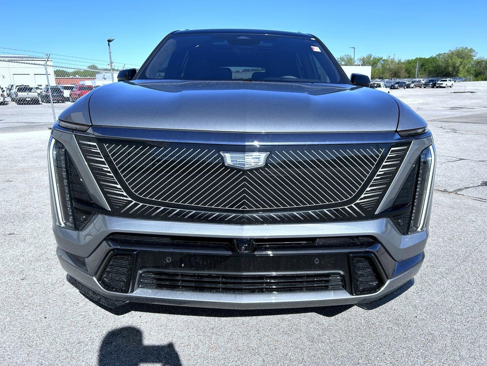 Certified 2026 Cadillac Vistiq Platinum AWD/4WD image 9