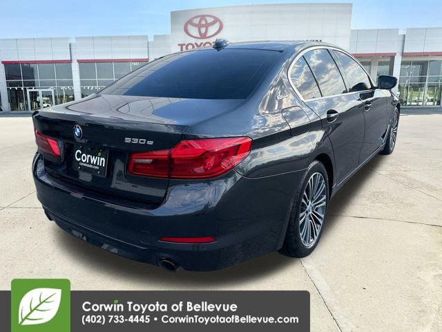 Used 2019 BMW 530e xDrive w/ Convenience Package image 8
