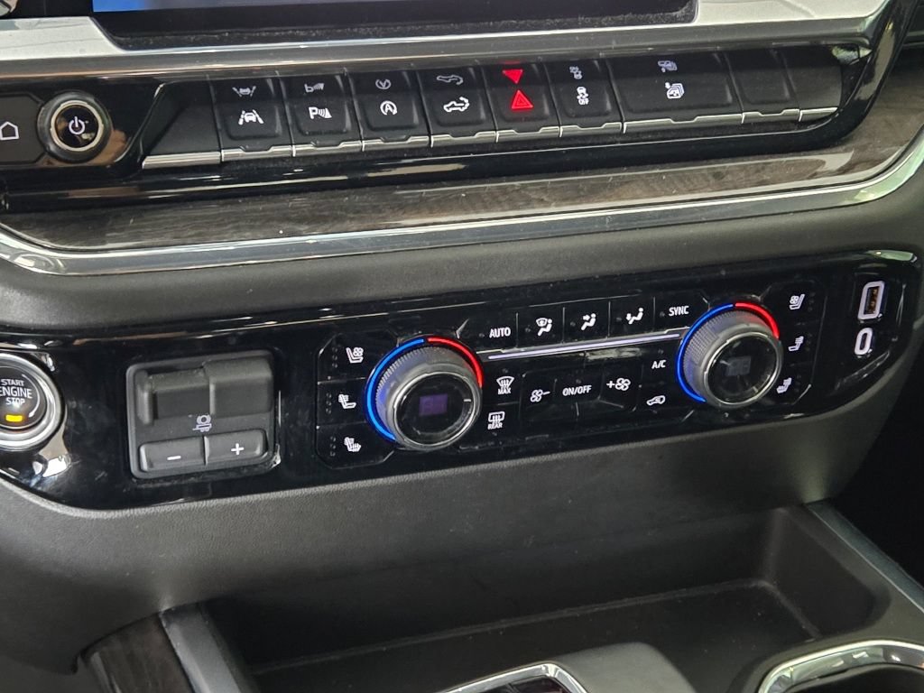 Used 2024 Chevrolet Silverado 1500 LTZ w/ Technology Package AWD/4WD image 27