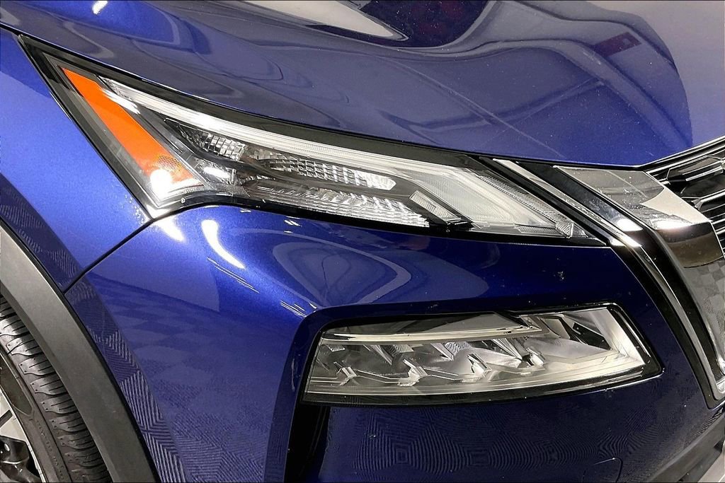 Used 2022 Nissan Rogue SV AWD/4WD image 39