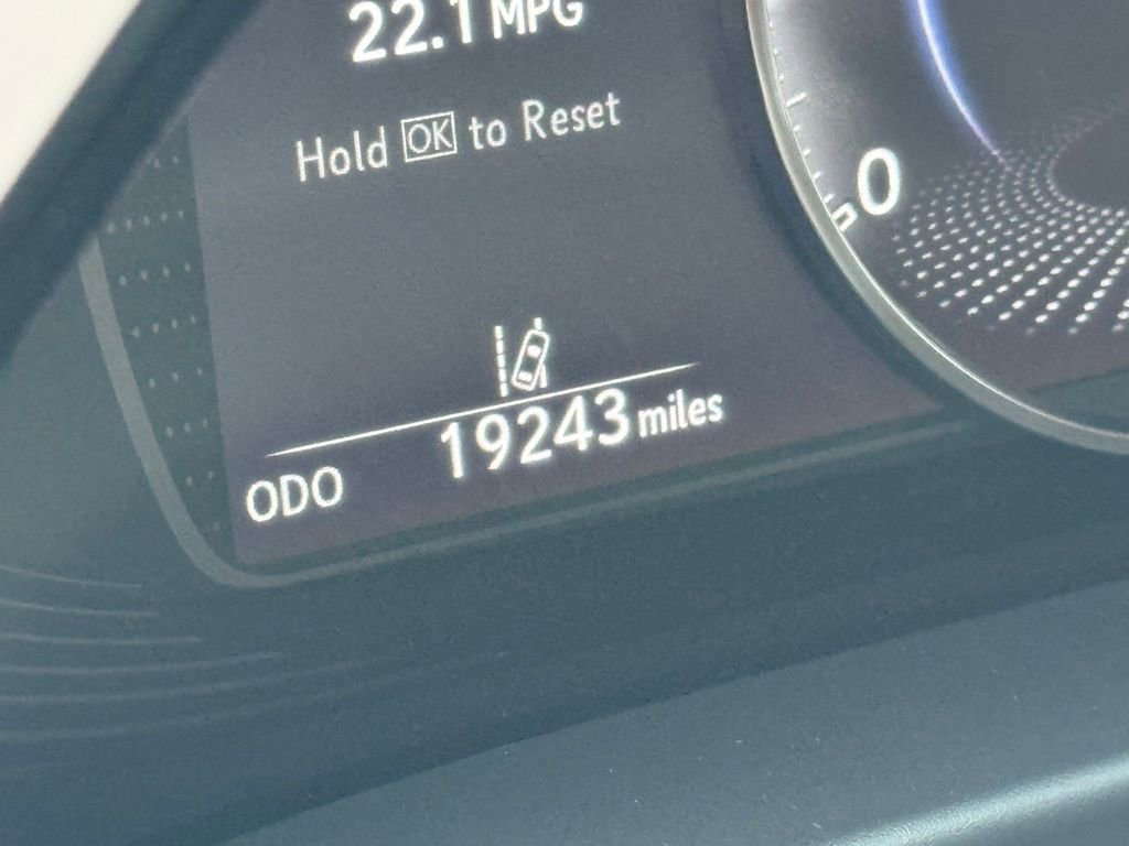 Certified 2024 Lexus ES 350 w/ Premium Package image 18