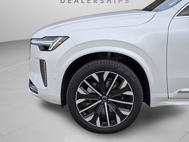 Used 2026 Volvo XC90 B5 Plus w/ Protection Package Premier AWD/4WD image 31