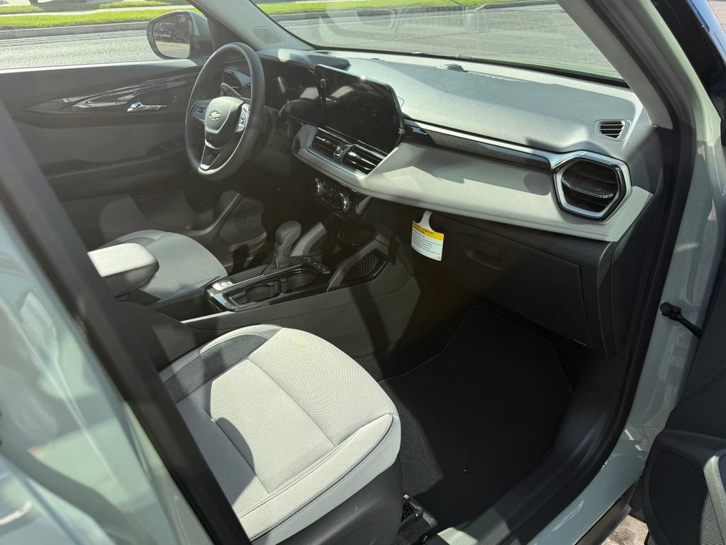 New 2026 Chevrolet TrailBlazer LT FWD image 24