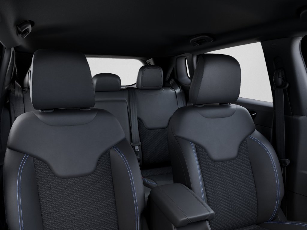 New 2027 Jeep Compass Latitude AWD/4WD image 28