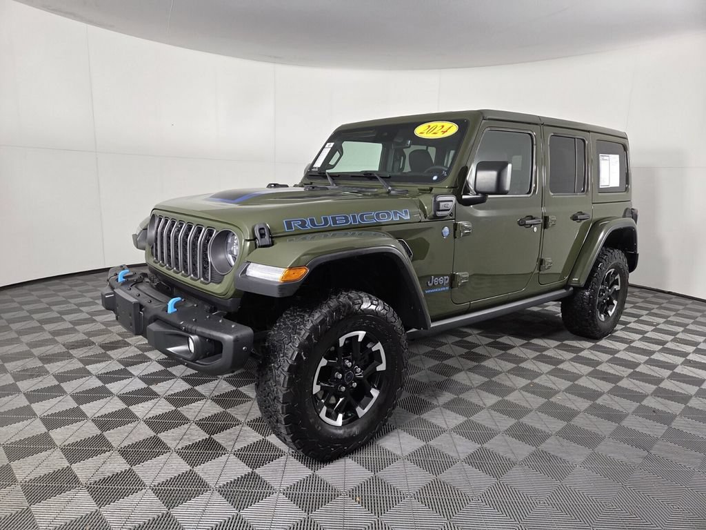 Used 2024 Jeep Wrangler Unlimited Rubicon 4xe AWD/4WD image 9