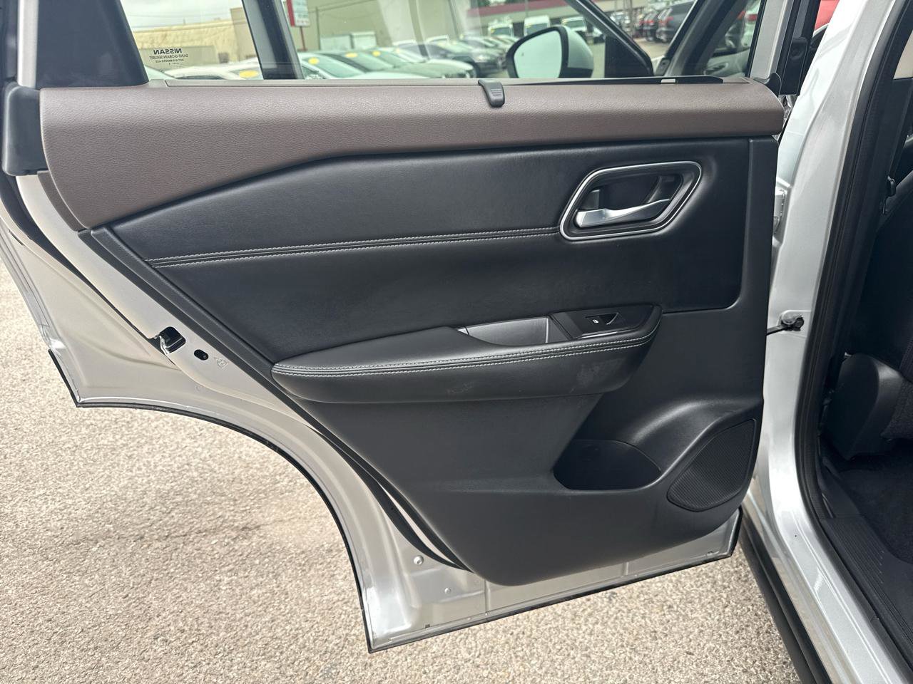 Used 2021 Nissan Rogue SV w/ Premium Package FWD image 19