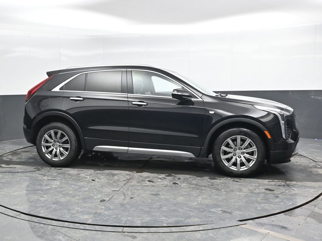 Used 2023 Cadillac XT4 Premium Luxury image 5
