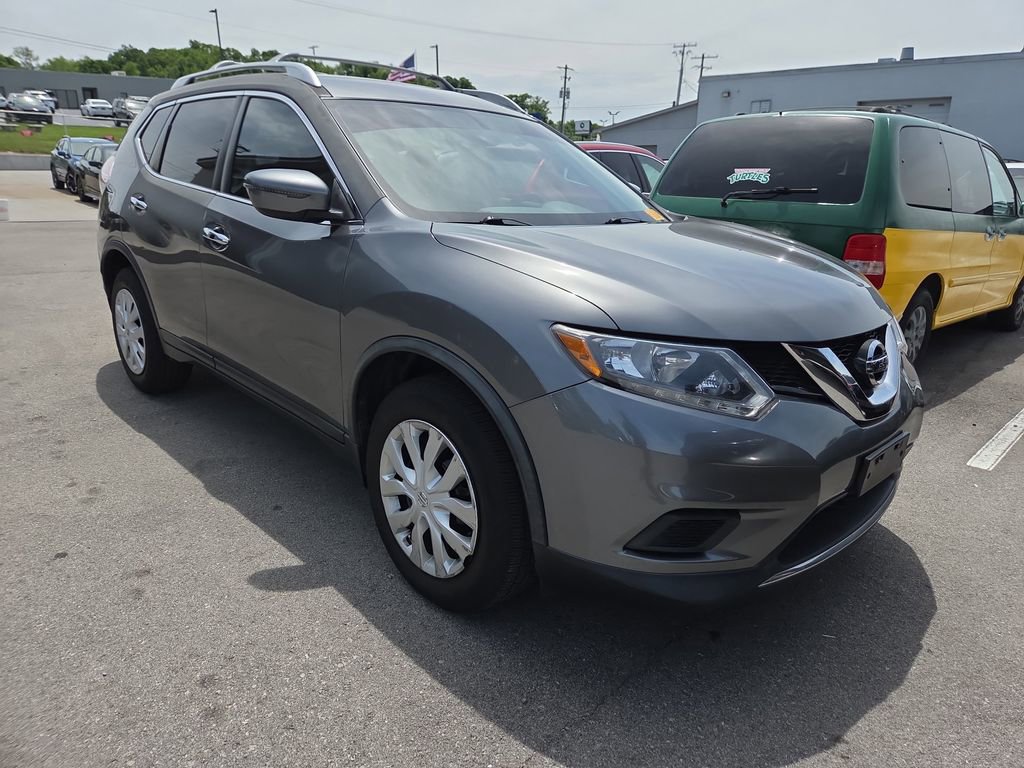 Used 2016 Nissan Rogue S w/ Appearance Package