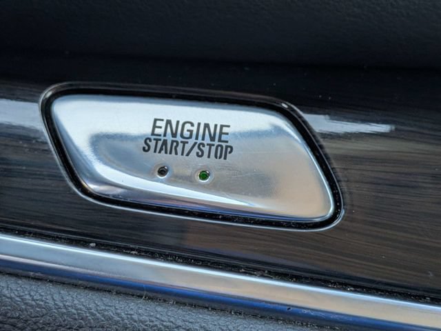 Used 2022 Buick Enclave Essence w/ Sport Touring Edition FWD image 31