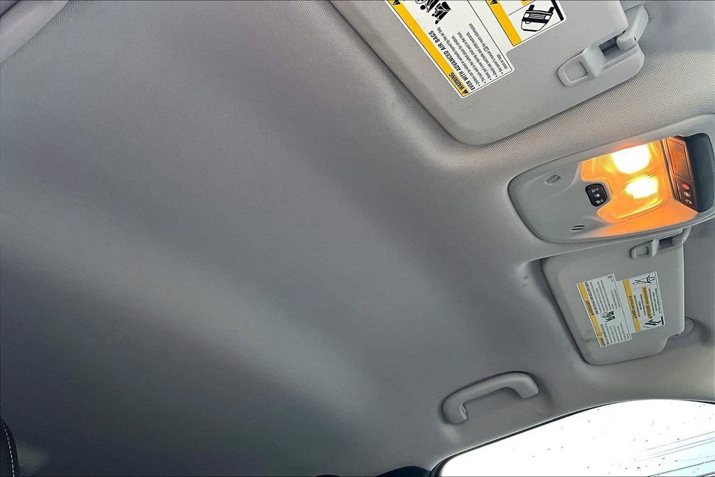 Used 2021 Chevrolet TrailBlazer LT w/ Convenience Package image 15