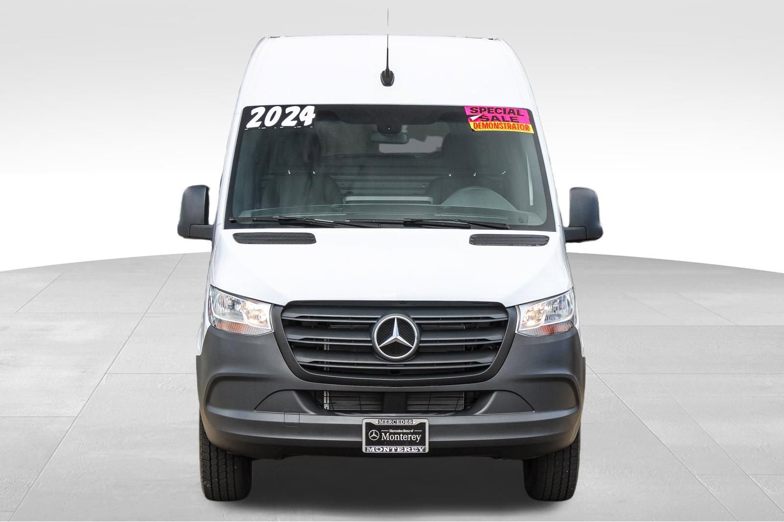 New 2024 Mercedes-Benz Sprinter 2500 image 2