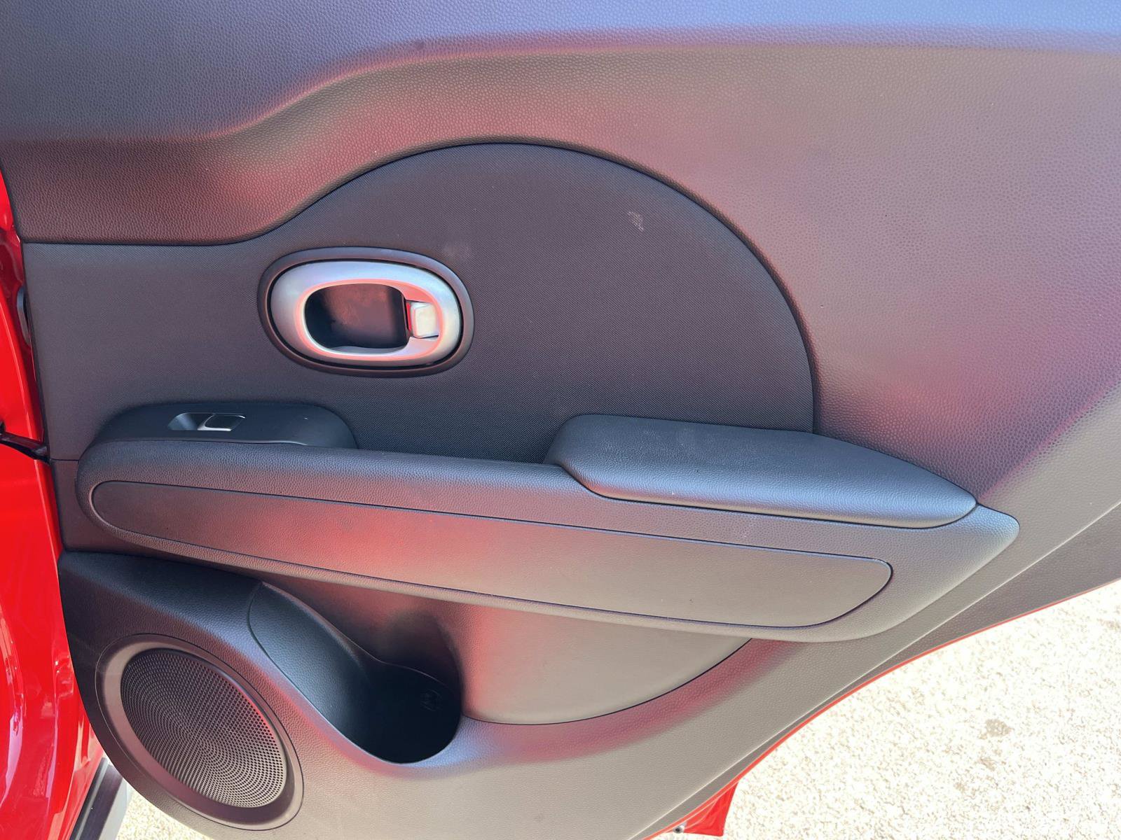 Used 2019 Kia Soul + FWD image 21