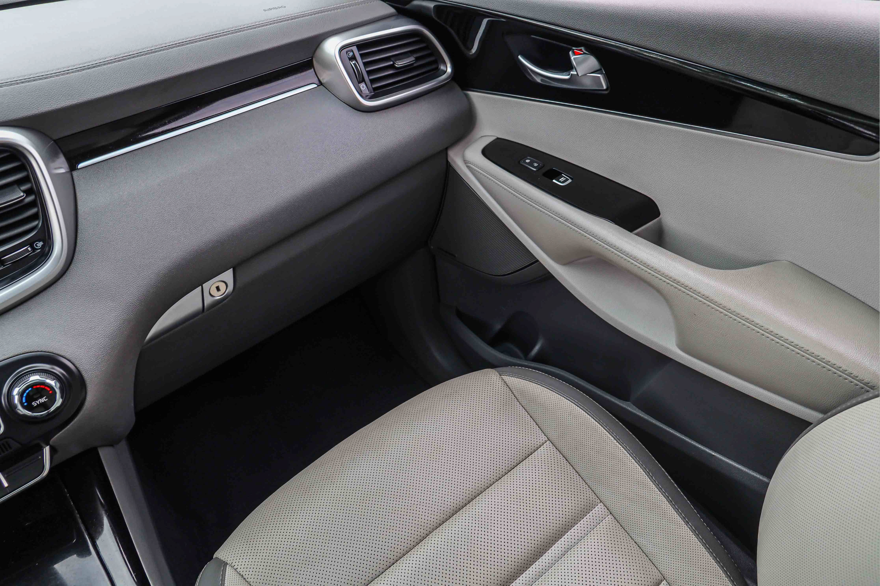 Used 2020 Kia Sorento SX AWD/4WD image 18