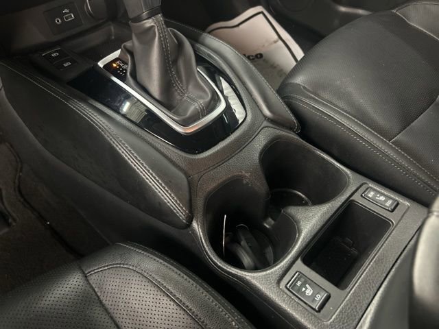 Used 2020 Nissan Rogue SL image 20