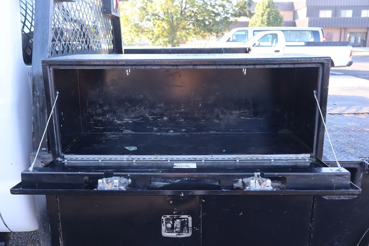 Used 2012 Ford F550 4x4 Crew Cab Super Duty w/ Payload Upgrade Pkg image 15