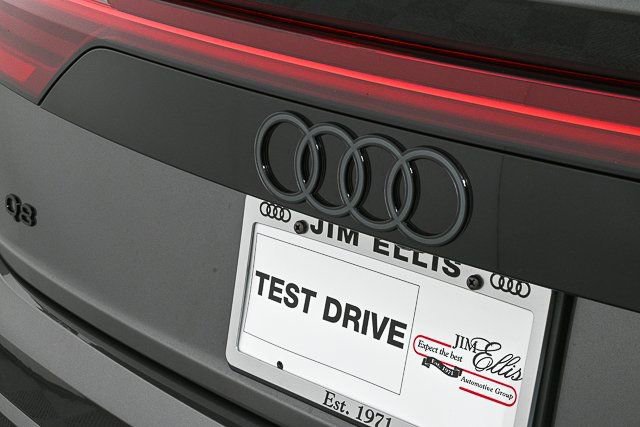New 2026 Audi Q8 Premium image 37