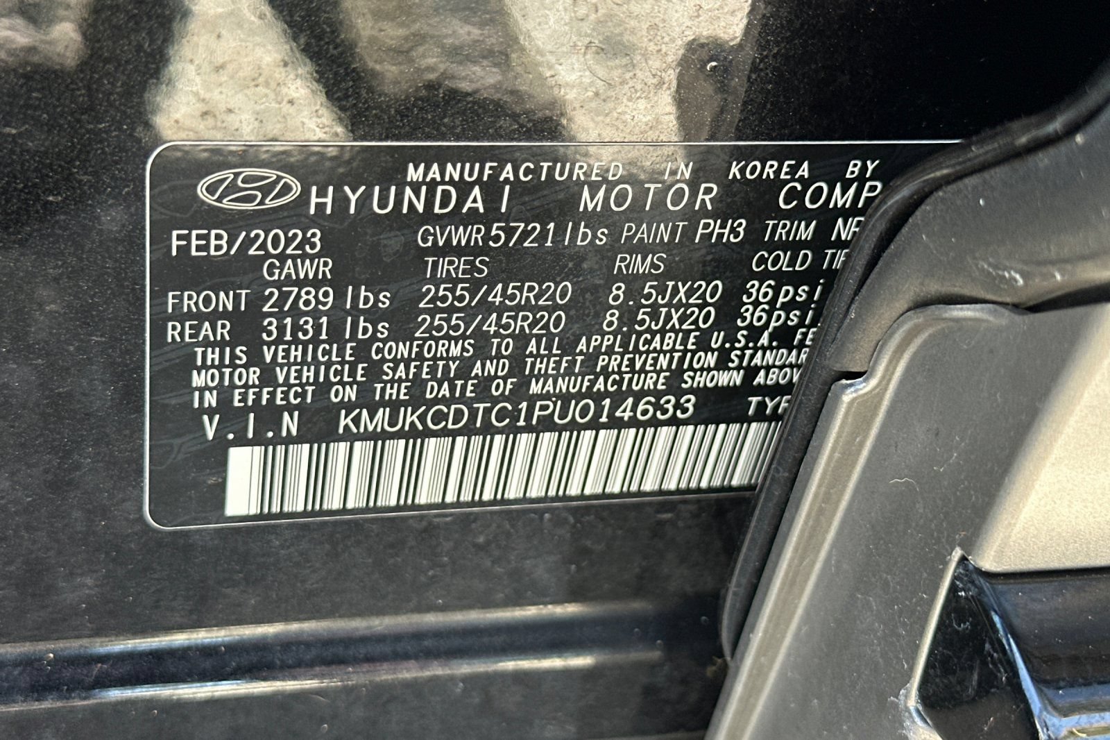 Used 2023 Genesis GV60 Advanced w/ Cargo Package AWD/4WD image 40