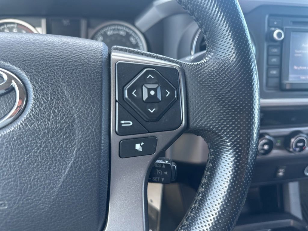 Used 2016 Toyota Tacoma SR5 w/ Towing Package AWD/4WD image 21