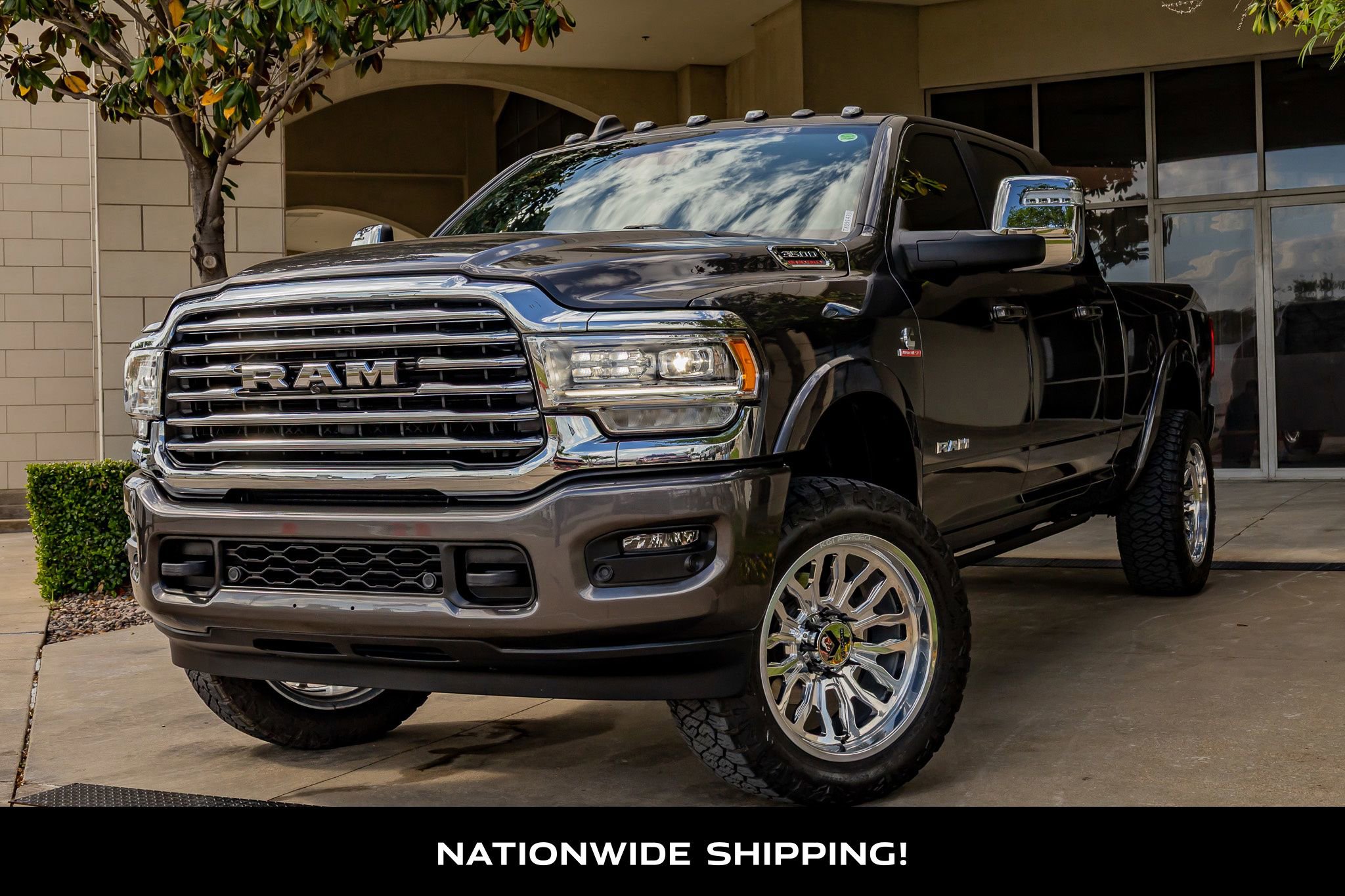 Used 2023 RAM 3500 Limited image 4
