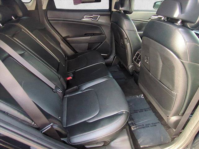 Used 2024 Kia Sportage EX AWD/4WD image 18