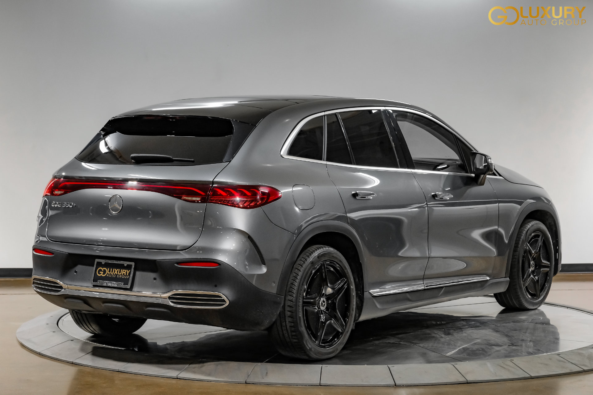 Used 2023 Mercedes-Benz EQE 350+ SUV w/ AMG Line Exterior Package image 9