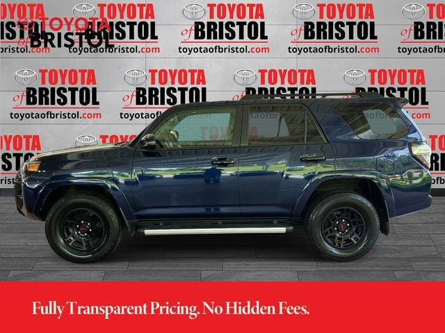Used 2021 Toyota 4Runner Venture w/ Moonroof Package AWD/4WD image 7