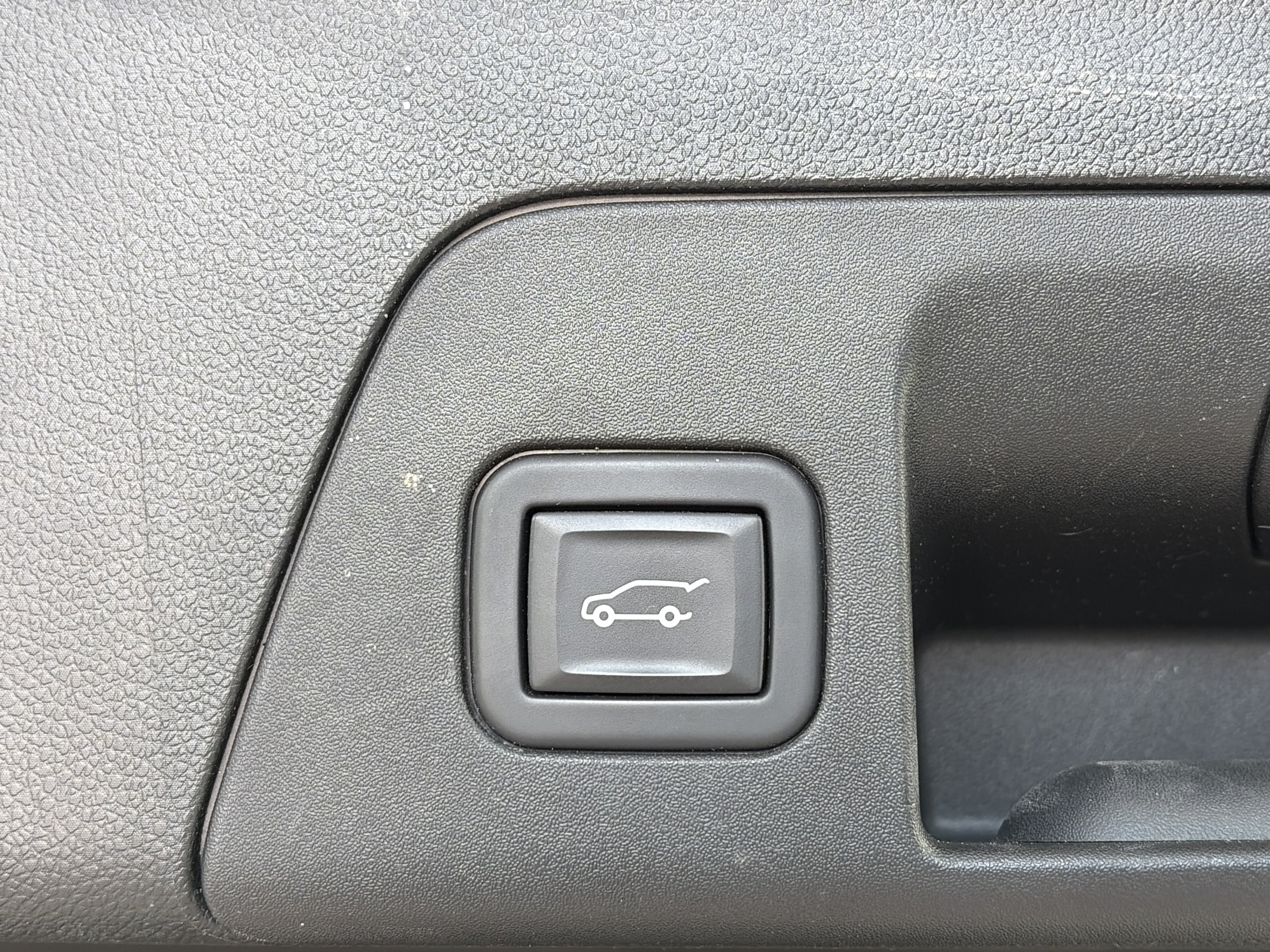 Certified 2023 Buick Envision Avenir AWD/4WD image 13