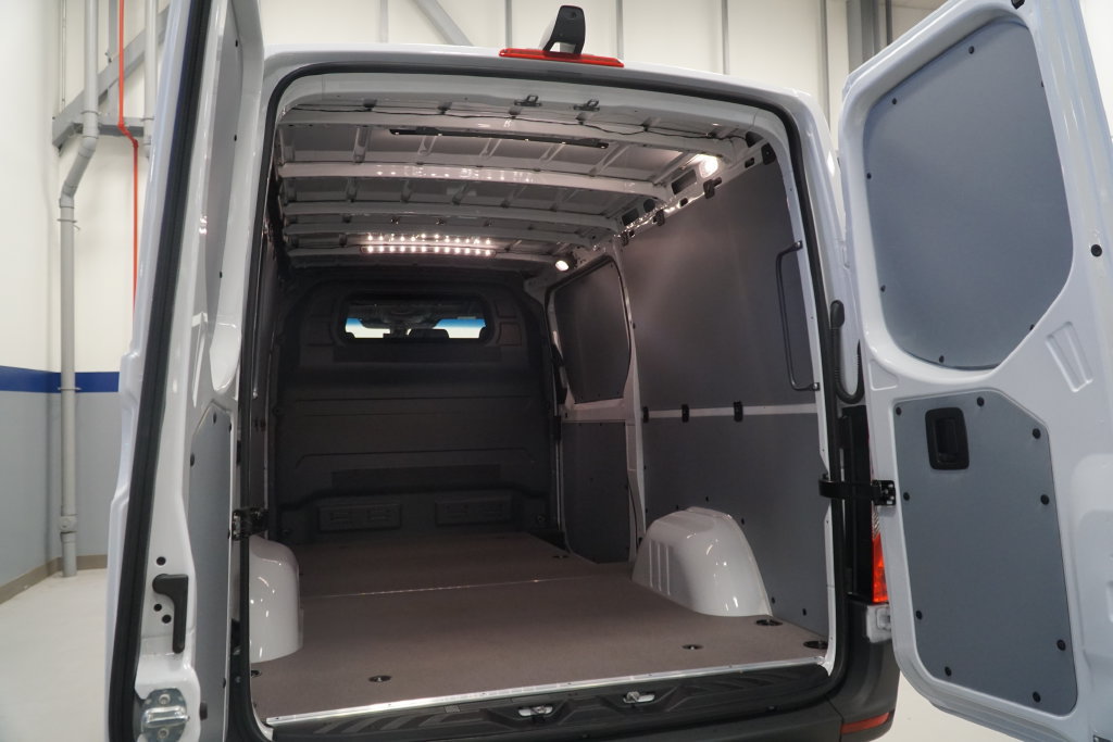 New 2026 Mercedes-Benz Sprinter 2500 image 15