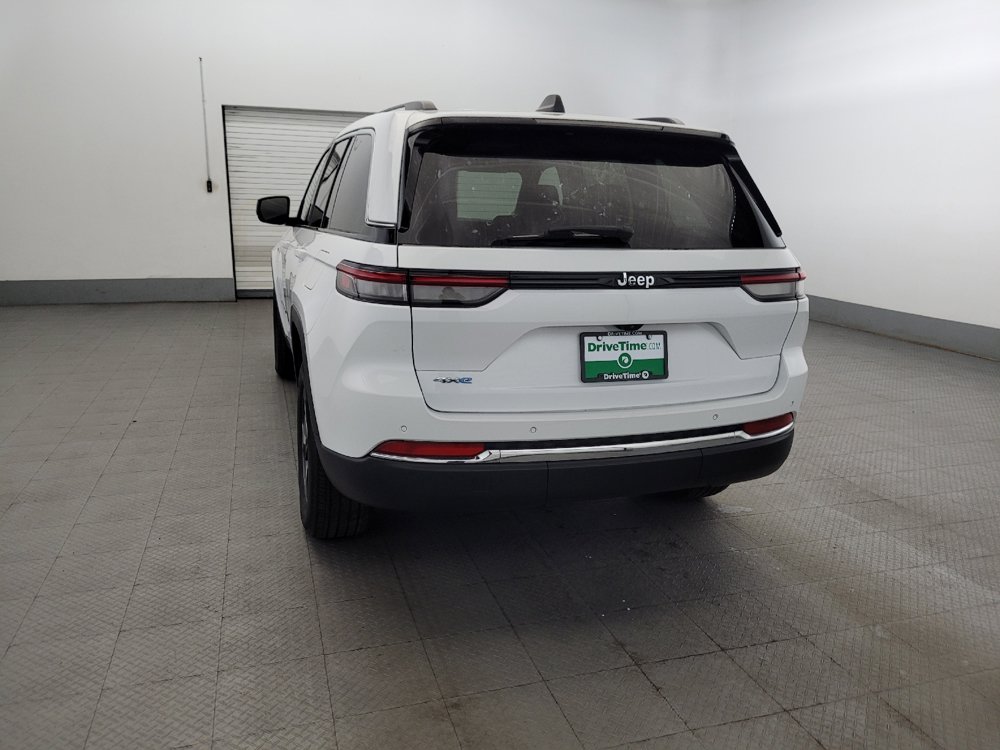 Used 2023 Jeep Grand Cherokee 4WD 4xe image 6