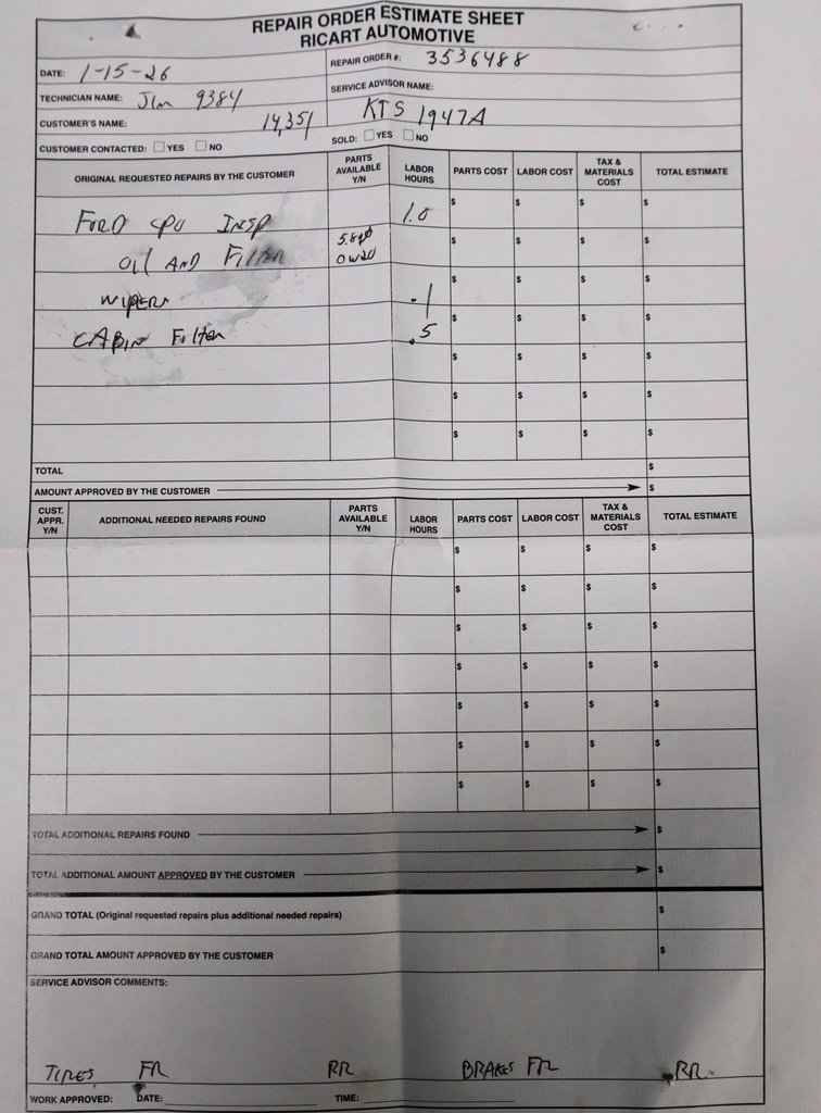 Used 2024 Kia Sportage EX image 5