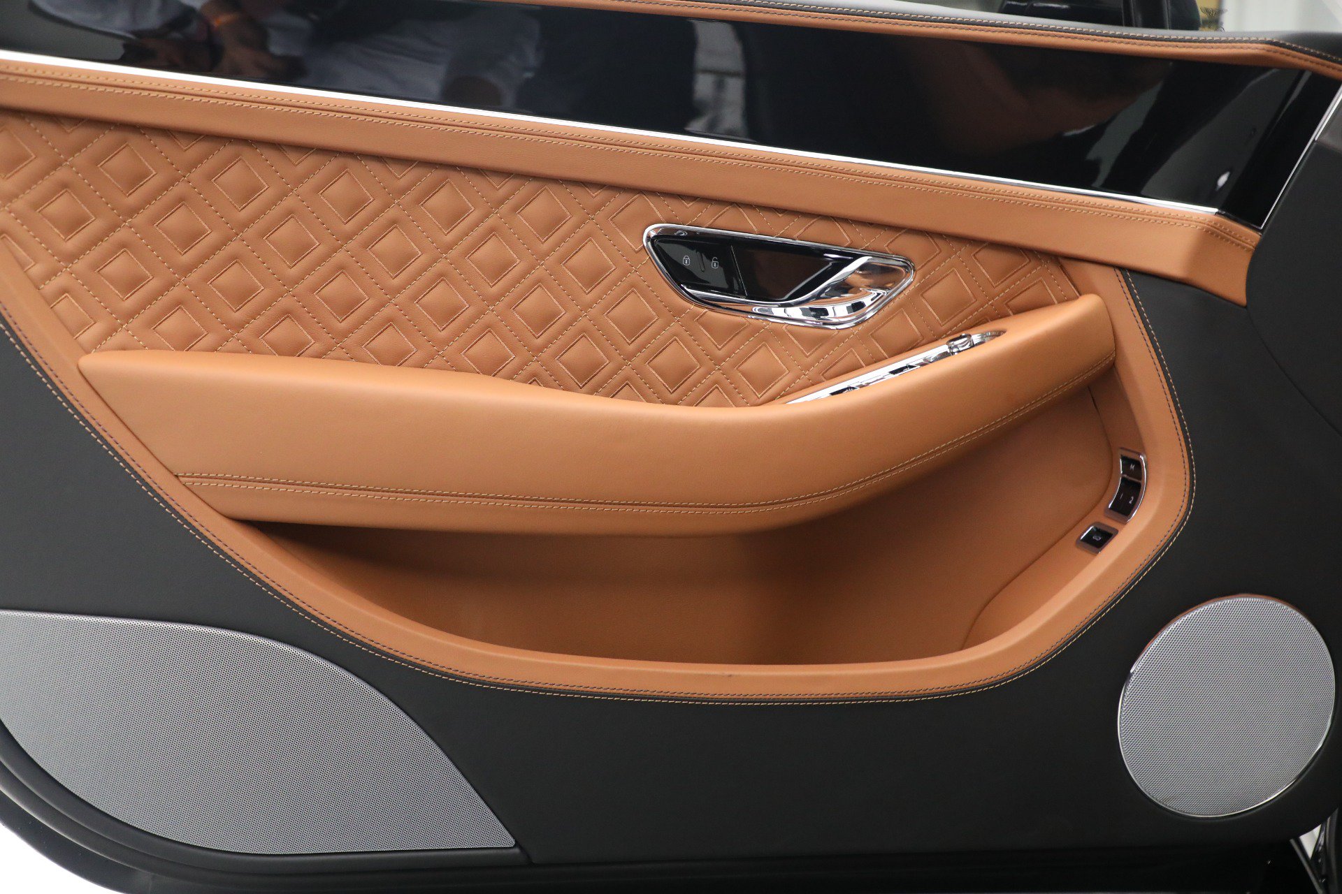 Certified 2022 Bentley Continental GT AWD/4WD image 14